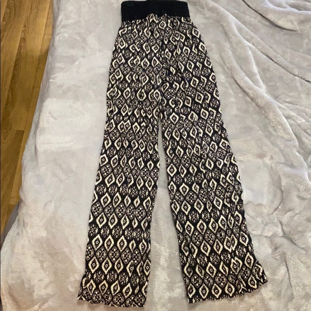 Black and cream blousy pants